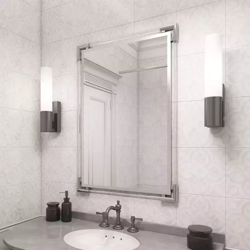 Specchio Decorativo da Parete Rettangolare con Cornice in Acrilico e Angoli in Acciaio Inox – Argento, 38,5" x 26,5"