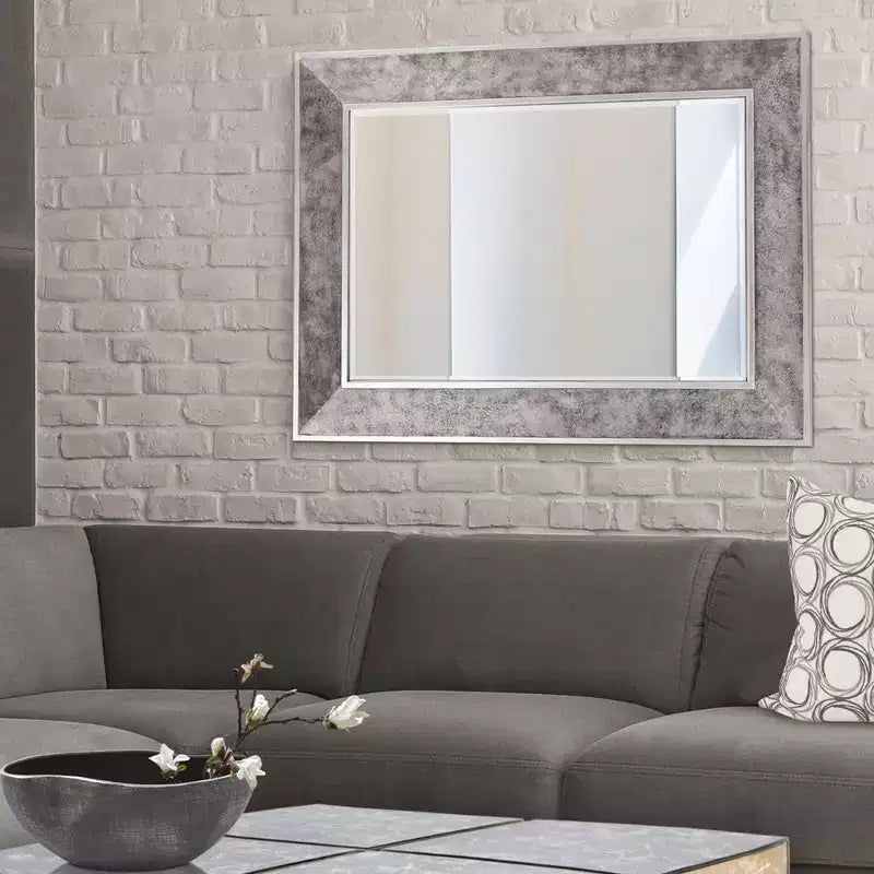 Specchio da parete rettangolare incorniciato 60" x 18" – Finitura argento screziato