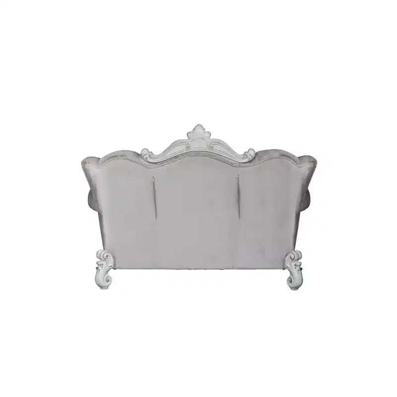 Divanetto in tessuto avorio con 3 cuscini decorativi