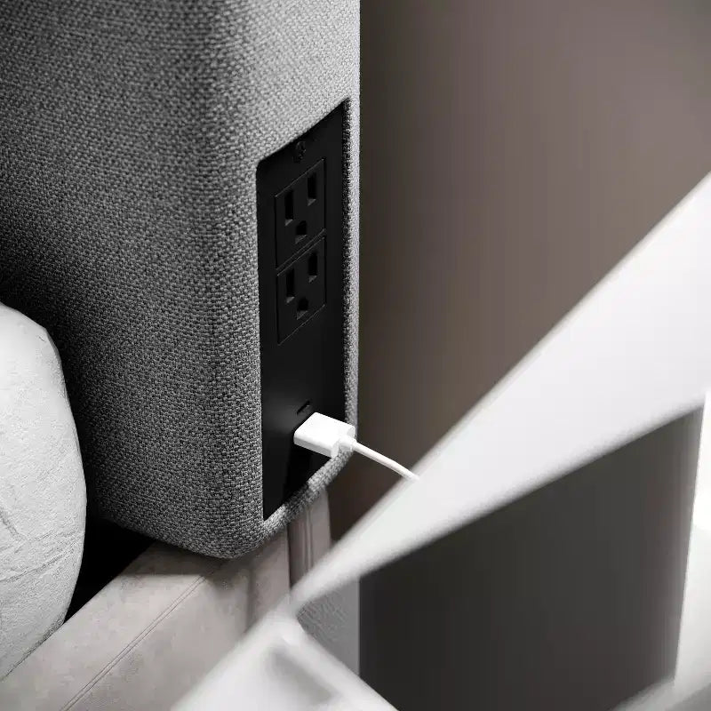 Testiera doppia imbottita con stazione di ricarica – 2 prese, USB e USB-C