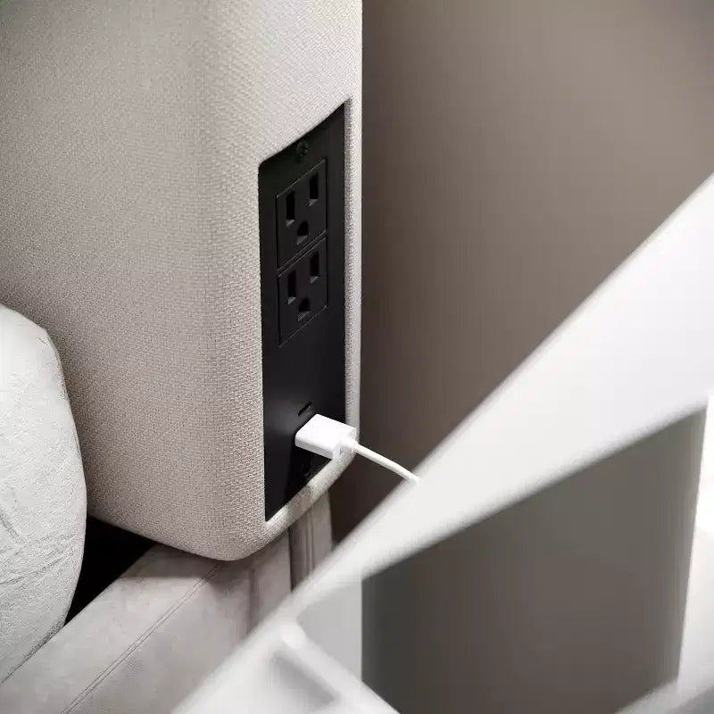 Testiera doppia imbottita con stazione di ricarica – 2 prese, USB e USB-C