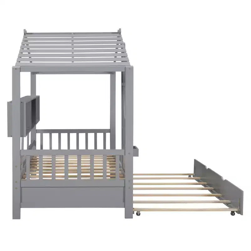 Letto a piattaforma a forma di casetta in legno, una piazza e mezza/matrimoniale, con letto estraibile e ripiano contenitore per bambini