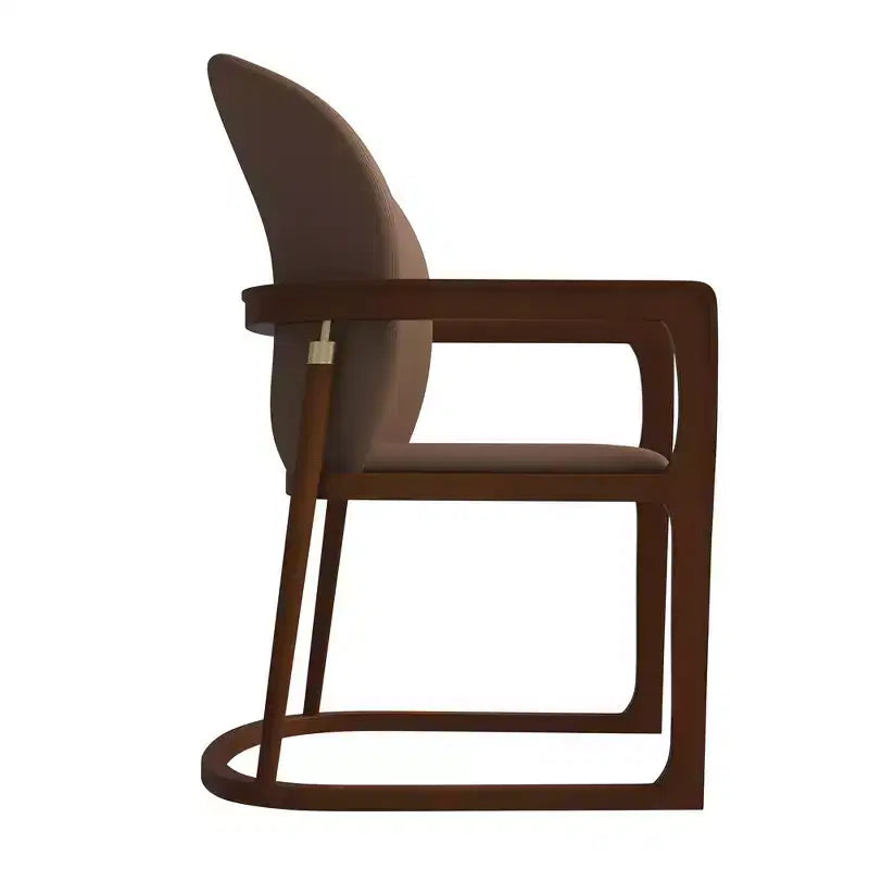 Sedia da pranzo moderna con struttura in legno massello e rivestimento in pelle