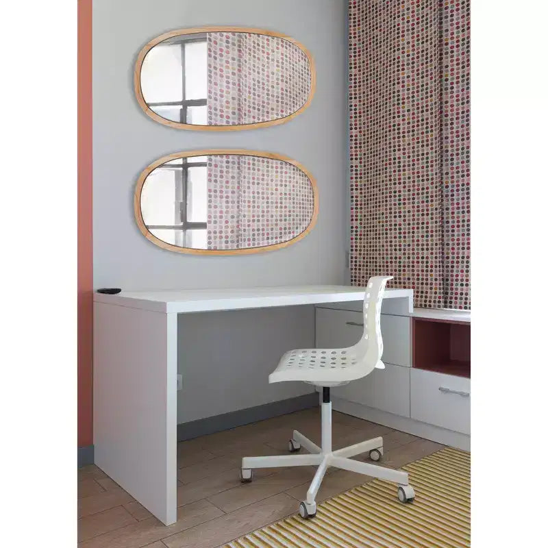 Specchio da parete smussato con cornice in legno lucido