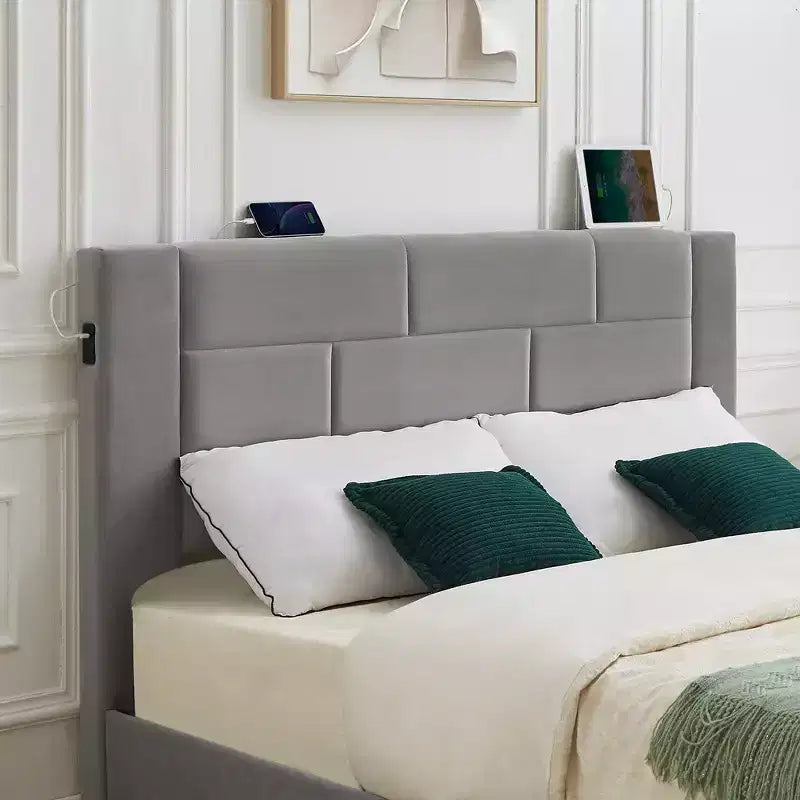 Letto imbottito con piattaforma, ricarica USB e cassetti portaoggetti